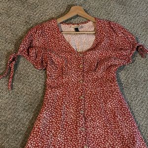 Button up dress with pockets